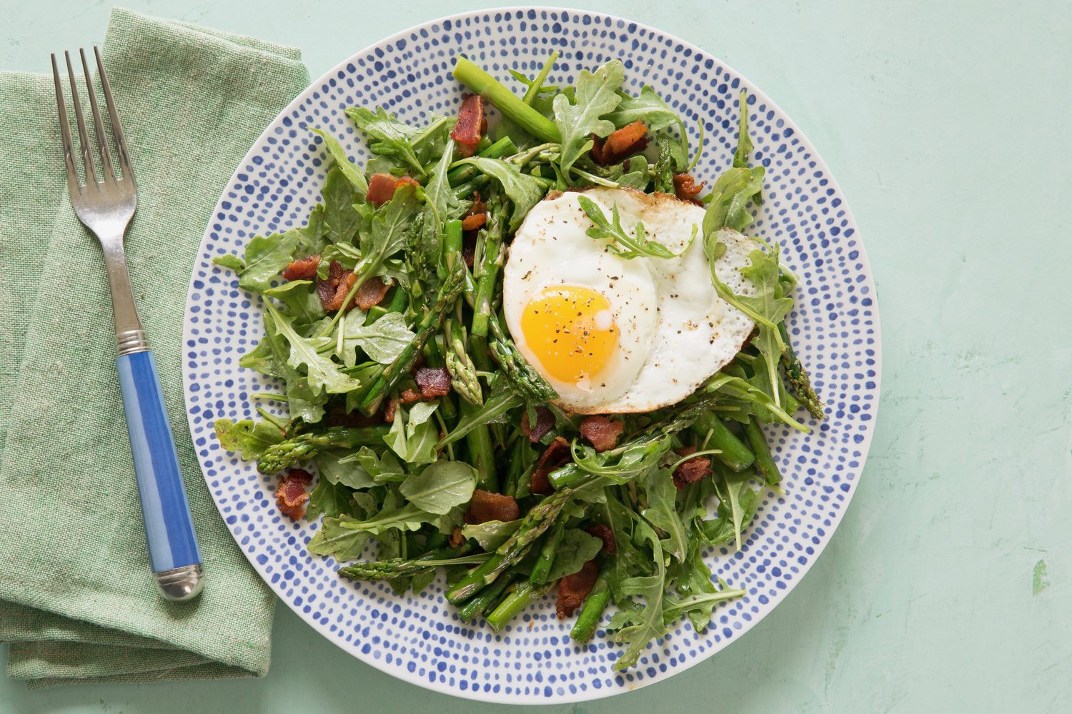 Bacon and Egg Salad with Asparagus
